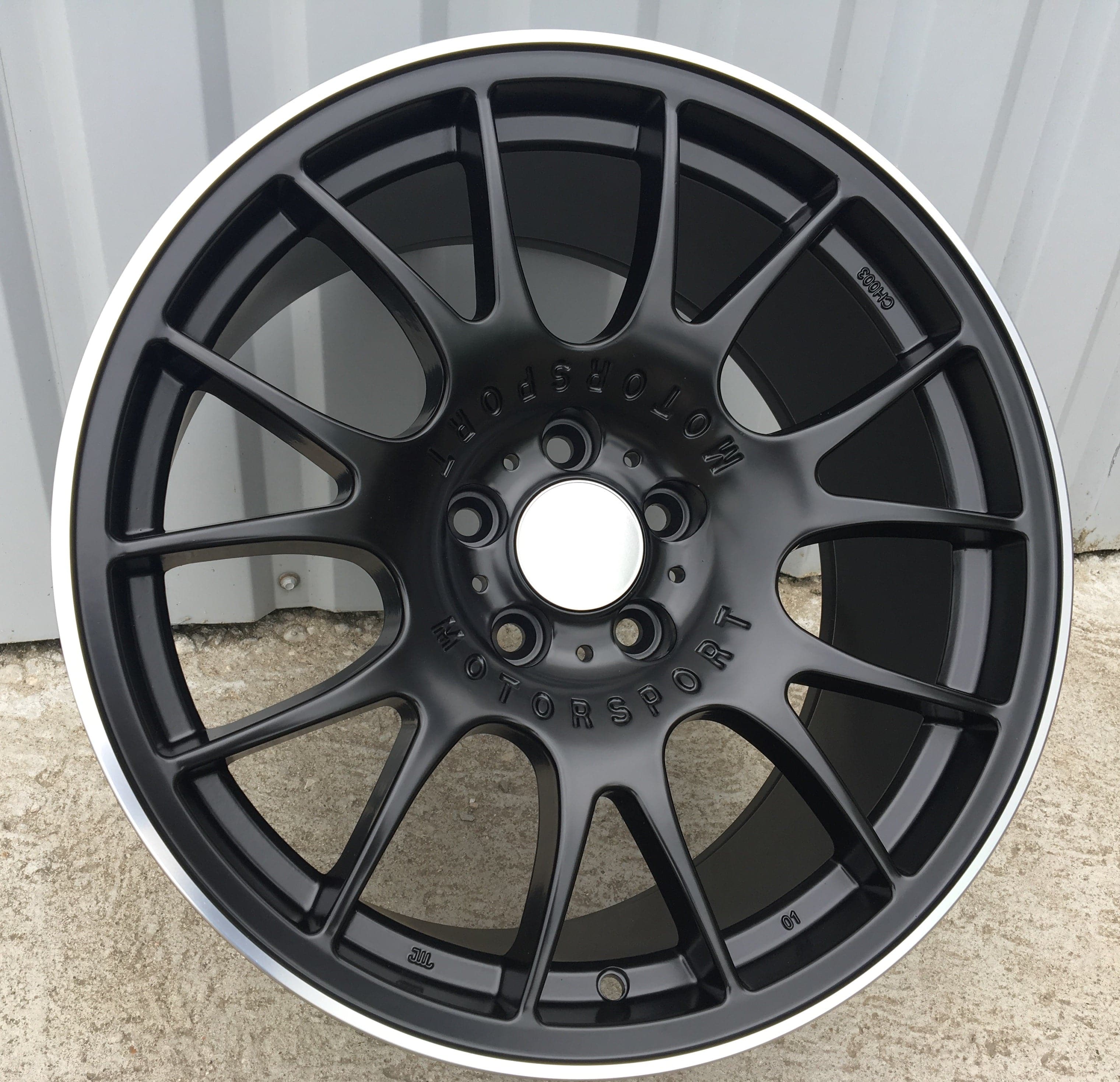 Racingline QC111 19x8.5 5x120 ET35 Black Half Matt & Polished Lip Audi - Wheelsup.sk