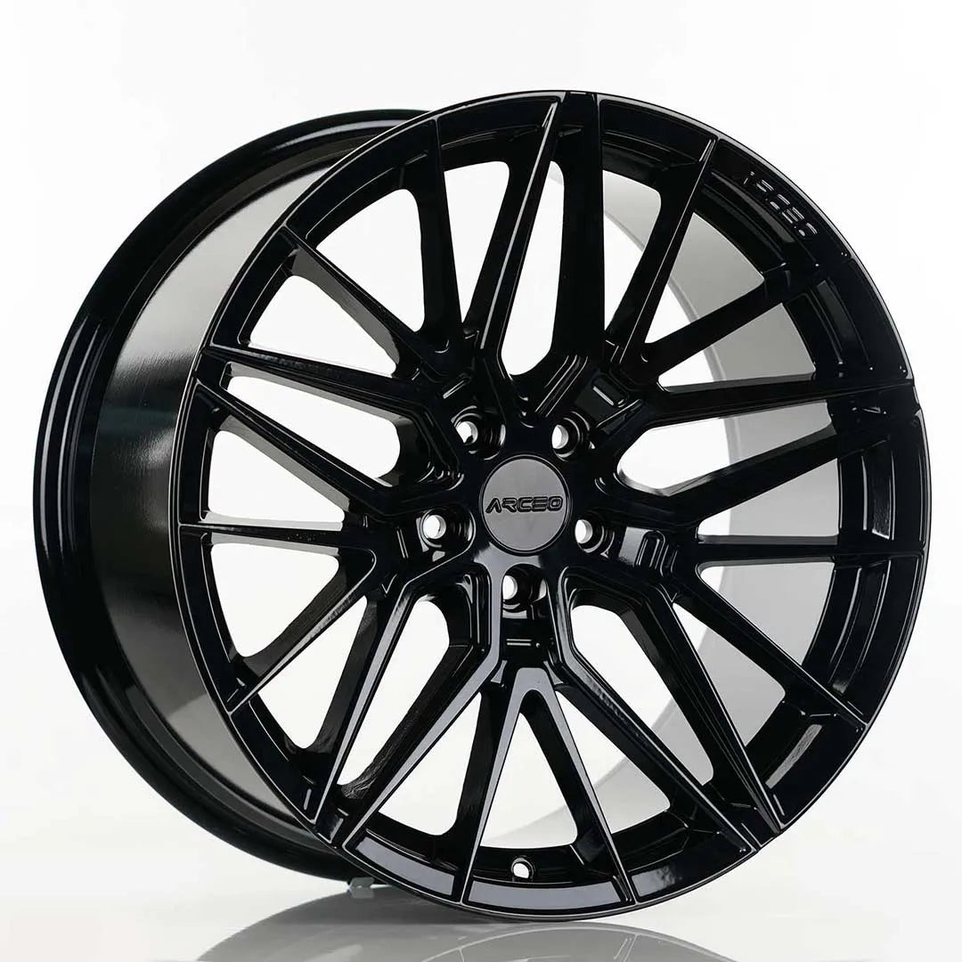 Alu kola Arceo SEVILLA 8.5x19 5x114.3 ET35 Black | Wheelsup.cz