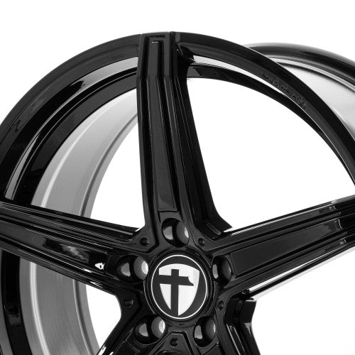 Alu disky Tomason TN20 8x18 5x114.3 ET45 72.6 Čierna