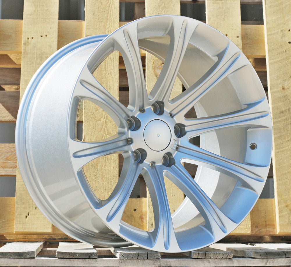 Alu disky pre BMW FBX548 9x18 5x120 ET20 74.1 Strieborná
