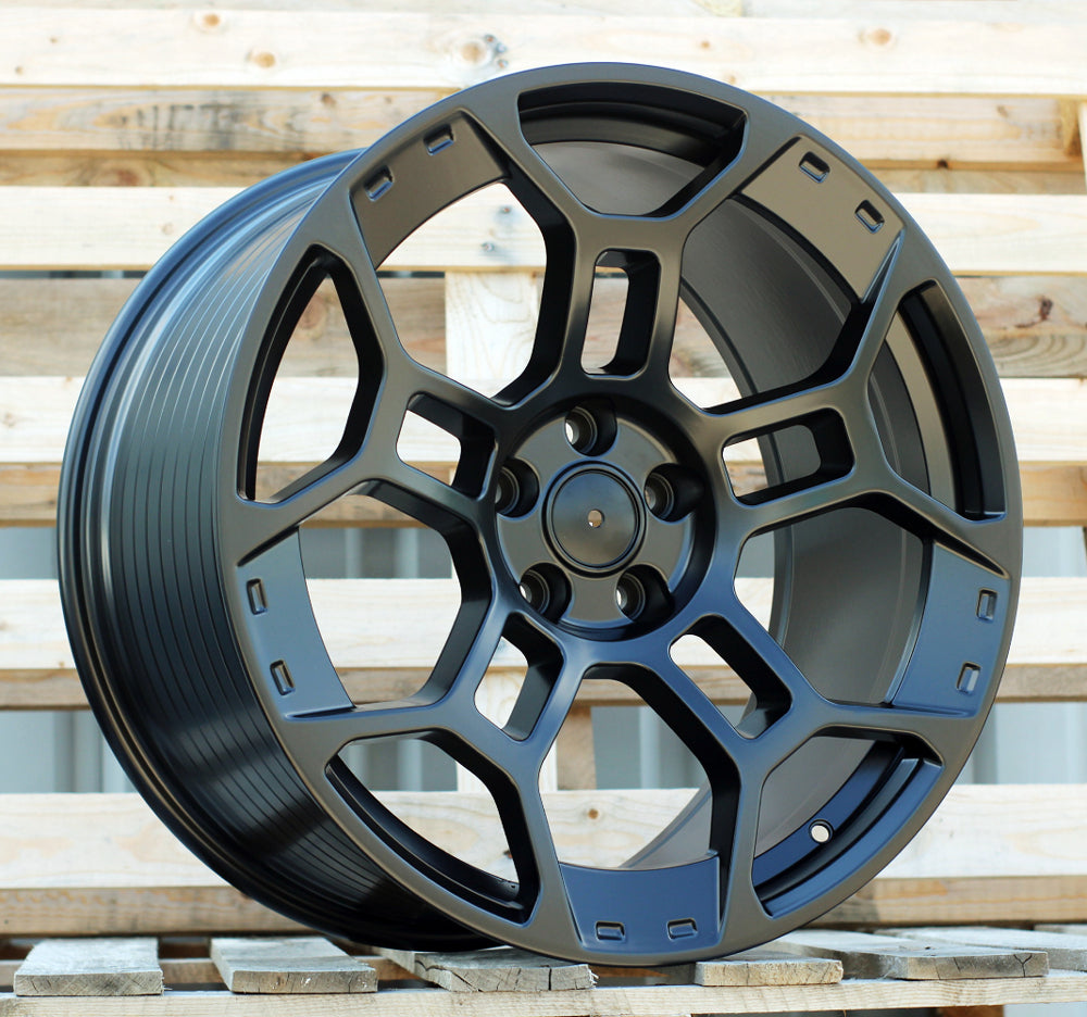 Alu disky pre Ford F3133 9.5x20 5x114.3 ET30 70.5 Čierna