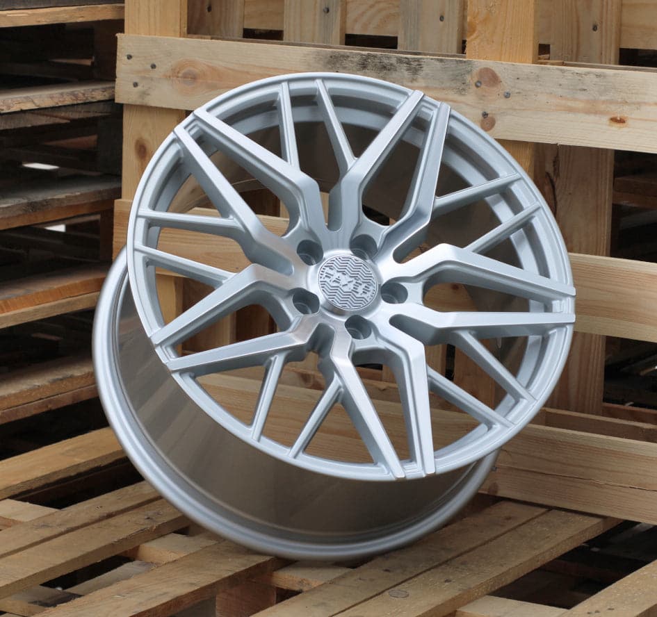 HAXER A5478 8.5x19 5x112 ET40 stříbrná, Mercedes