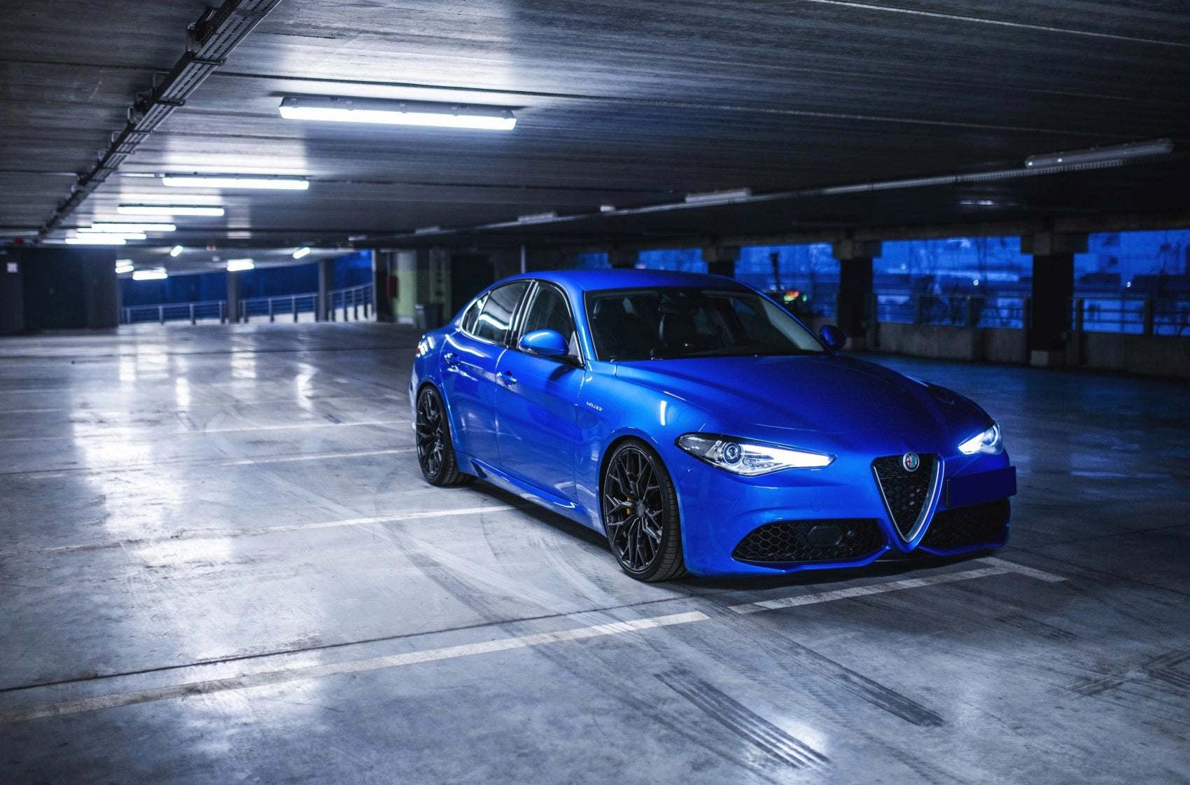 Alu kola Alfa Romeo Giulia Concaver CVR1 Carbon Graphite 471 1127
