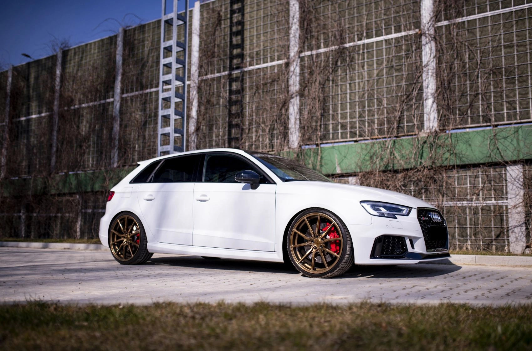 Alu kola Audi A3 S3 RS3 Concaver CVR4 Brushed Bronze 61 12105