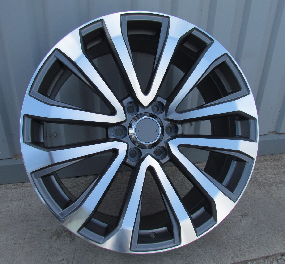 Racing Line B1223 8,5x20 6x139,7 ET25 szürke, Toyota