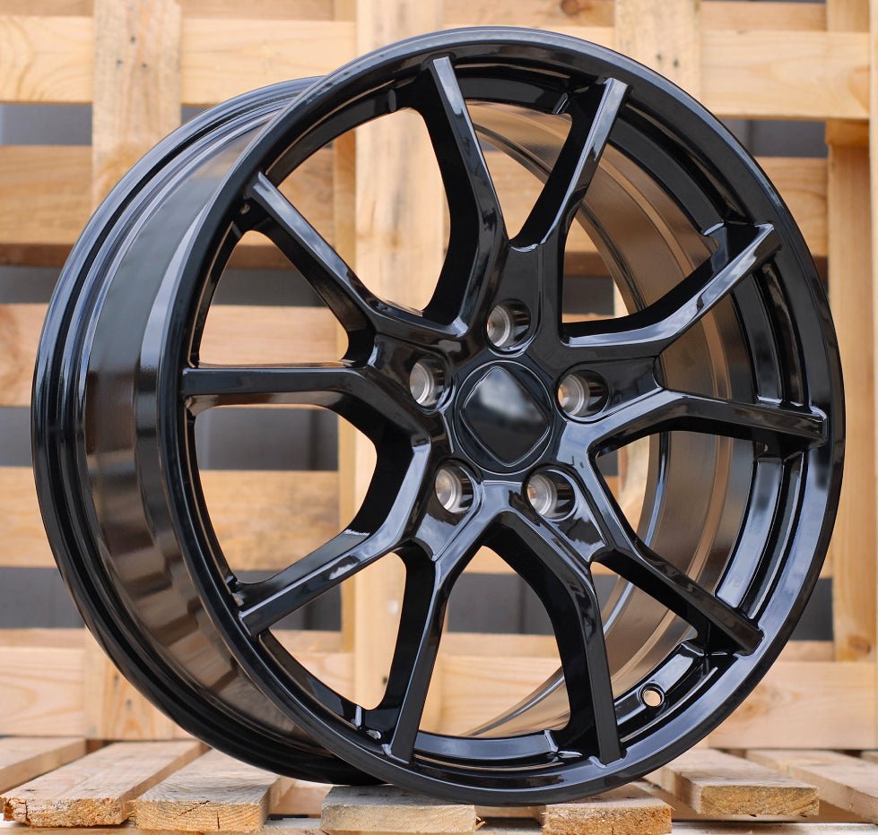 Racing Line B1418 7,5x17 5x114,3 ET45 fekete, Honda