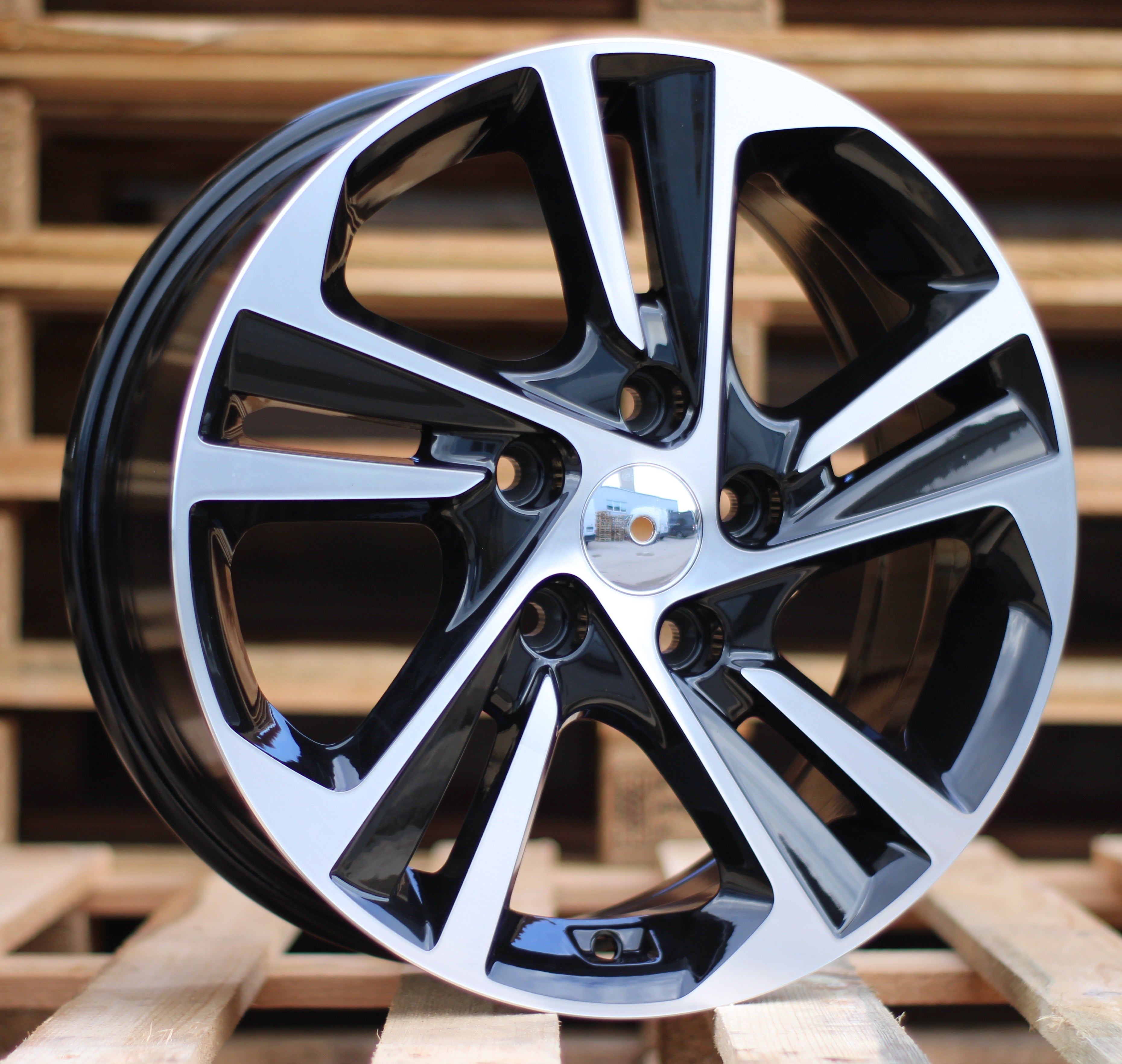 Racing Line B5210 7x17 5x114.3 ET45 fekete, Hyundai