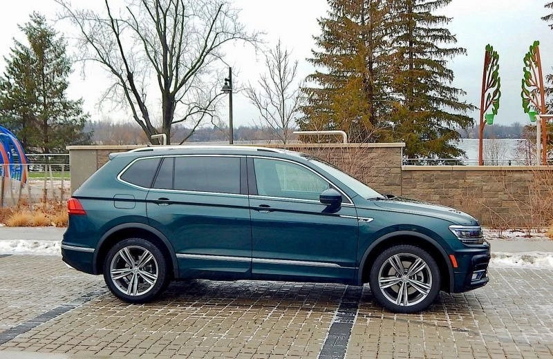 Alu kola pro Volkswagen B5619 7x17 5x112 ET45 57.1 Gun Metal | Wheelsup.cz