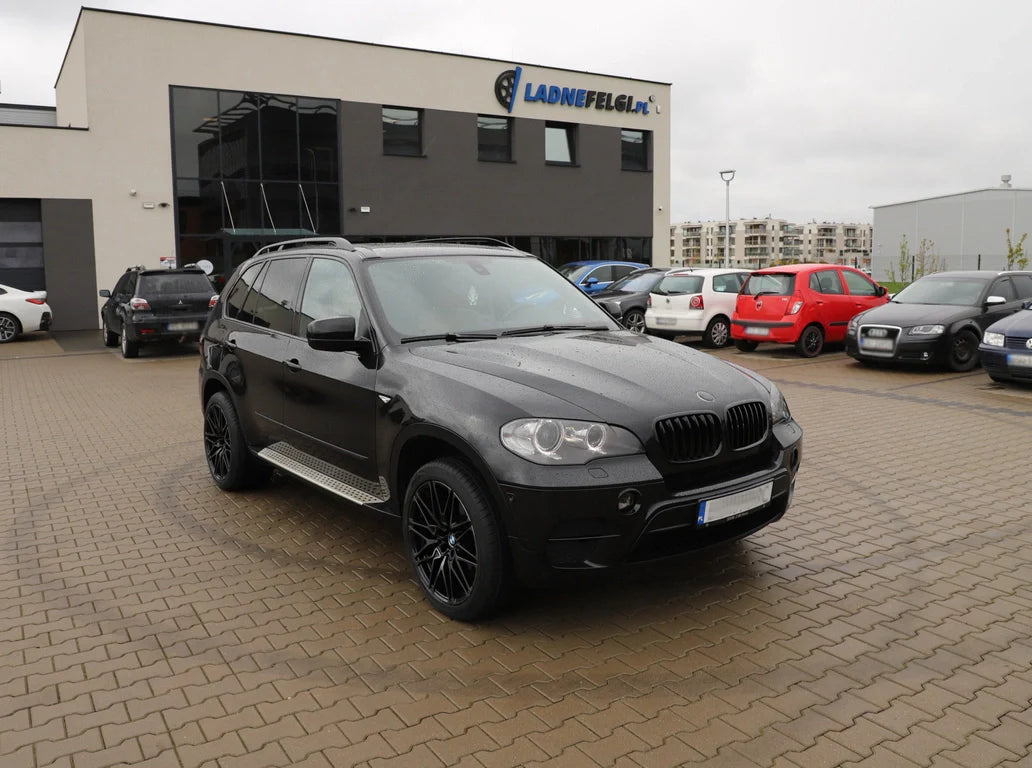 Alu kola pro BMW B5771 10x22 5x120 ET40 74.1 Black | Wheelsup.cz