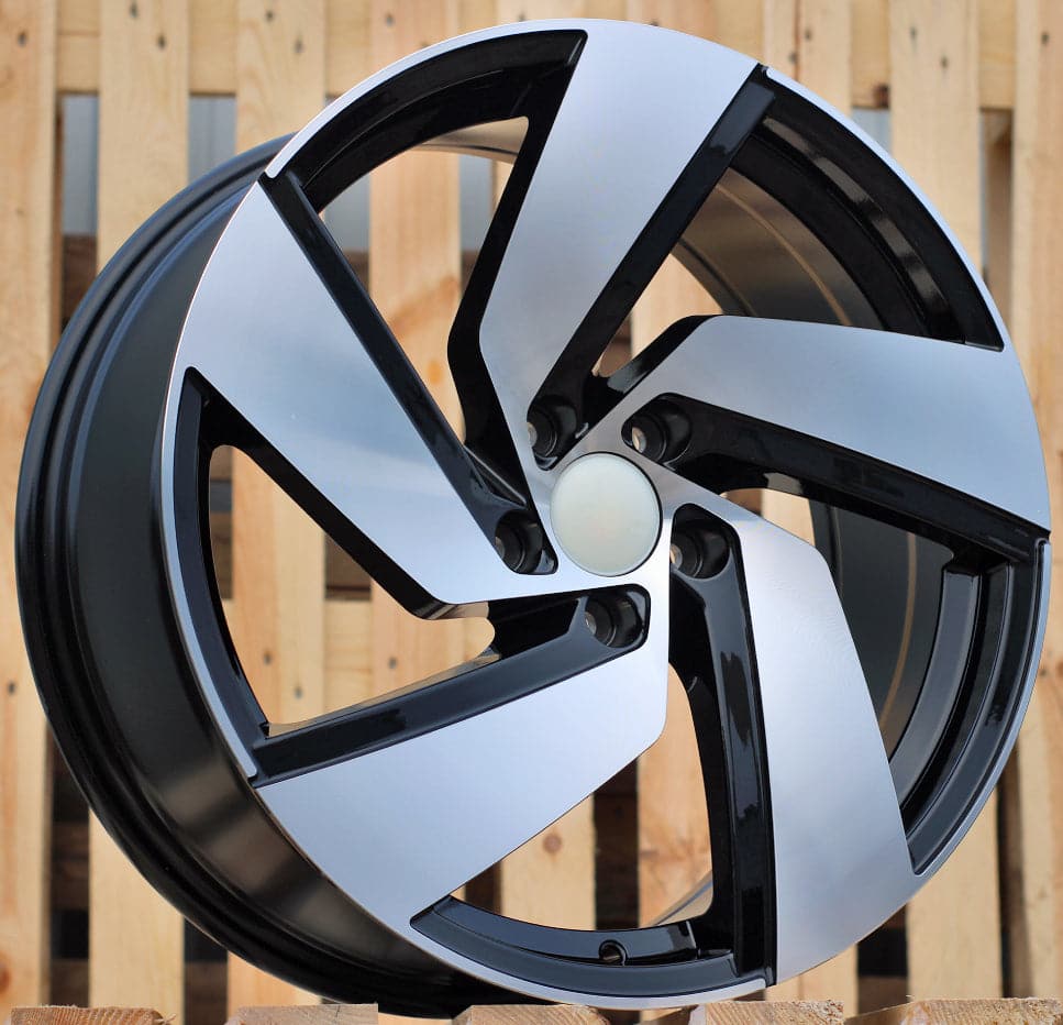 Racing Line B5773 8x18 5x112 ET45 schwarz, Volkswagen