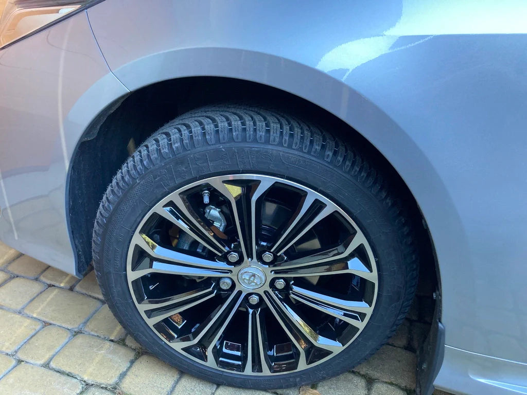 Alu kola pro Toyota B5845 6x15 5x100 ET40 54.1 Black Polished | Wheelsup.cz