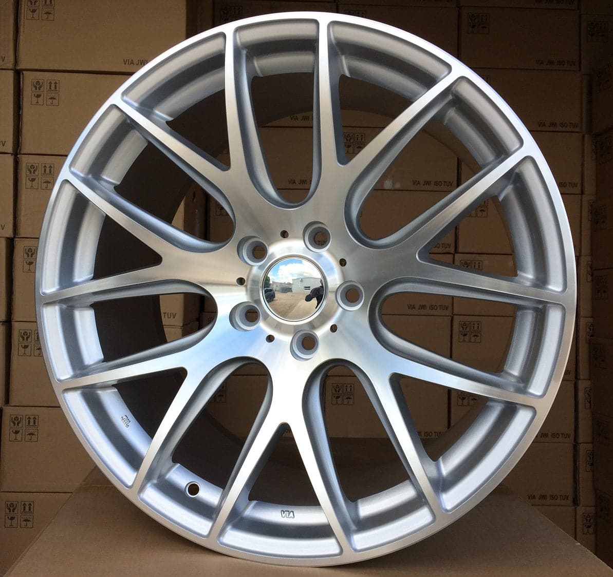Racingline BK663 18x8.5 5x120 ET35 72.6 MS - Wheelsup.sk