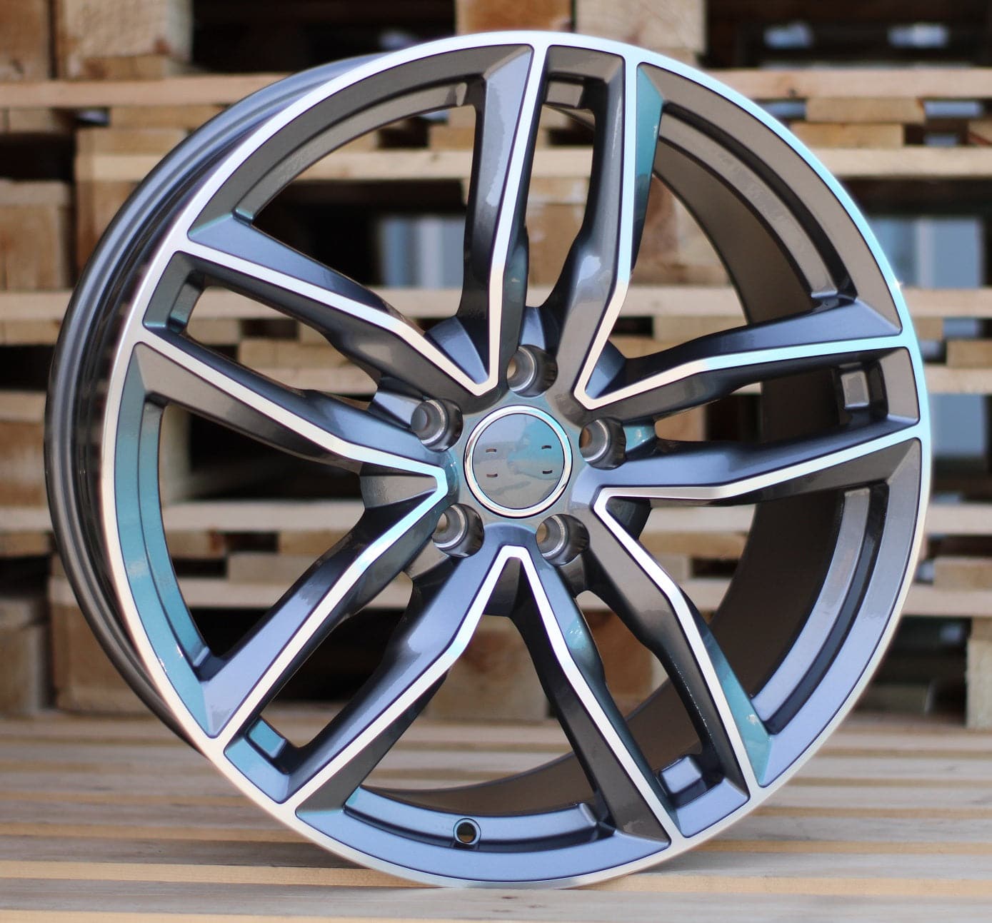 Racing Line BK690 7,5x17 5x112 ET45 schwarz, Audi