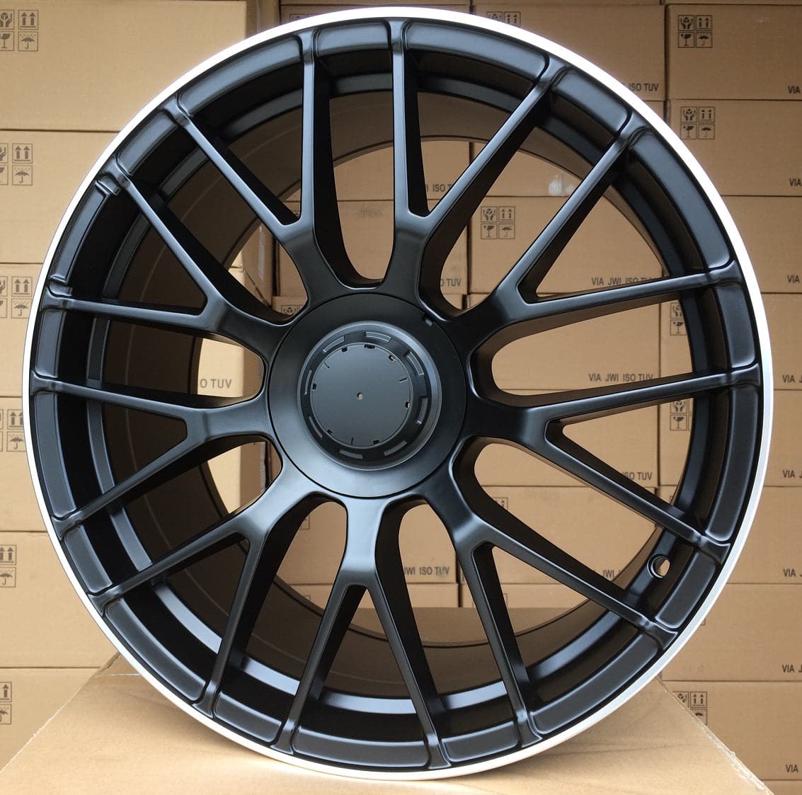 Racing Line BK912 8.5x19 5x112 ET35 černá, Mercedes