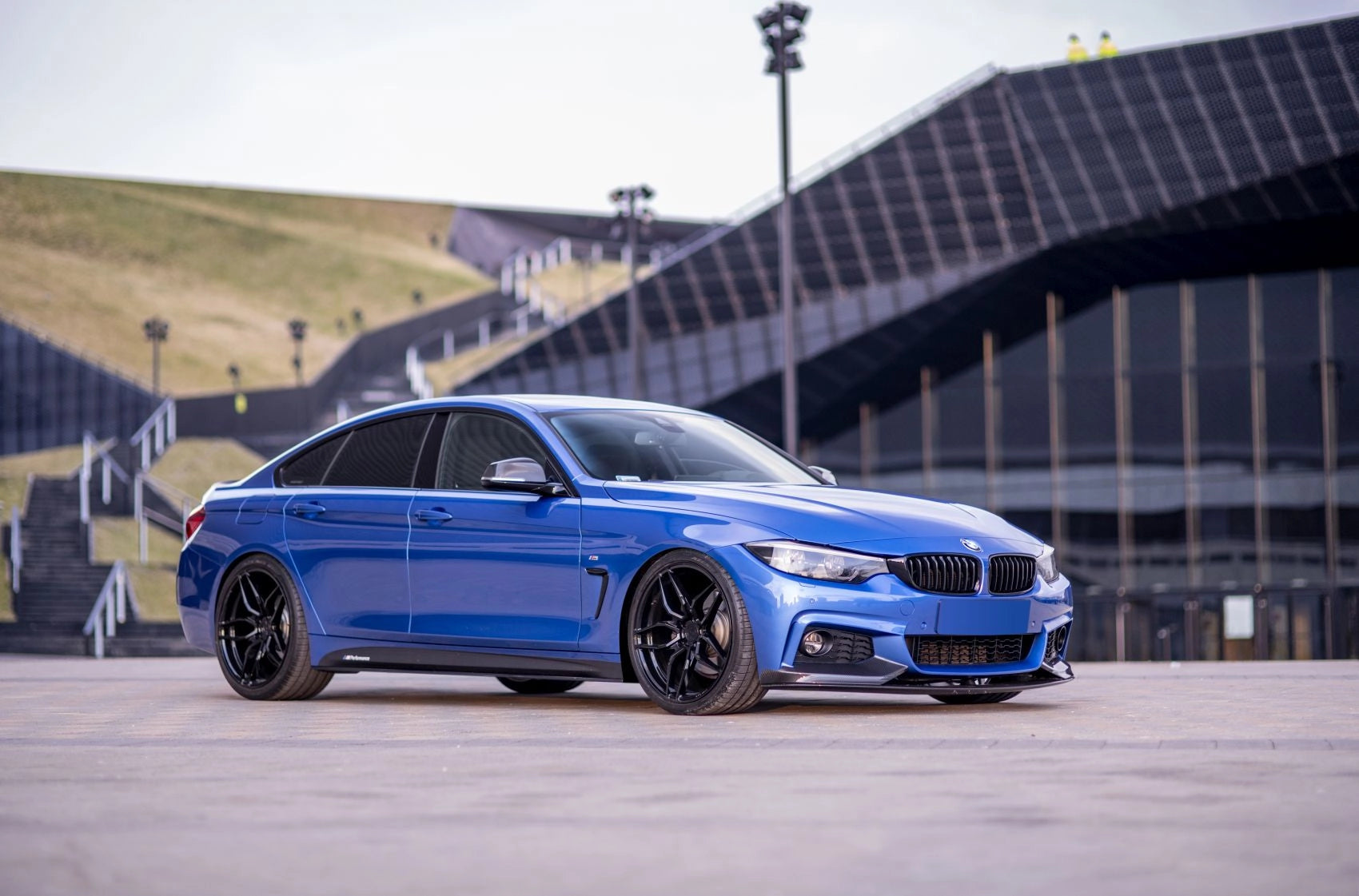 Alu kola BMW 4 Series M4 Concaver CVR3 Platinum Black 41 1253