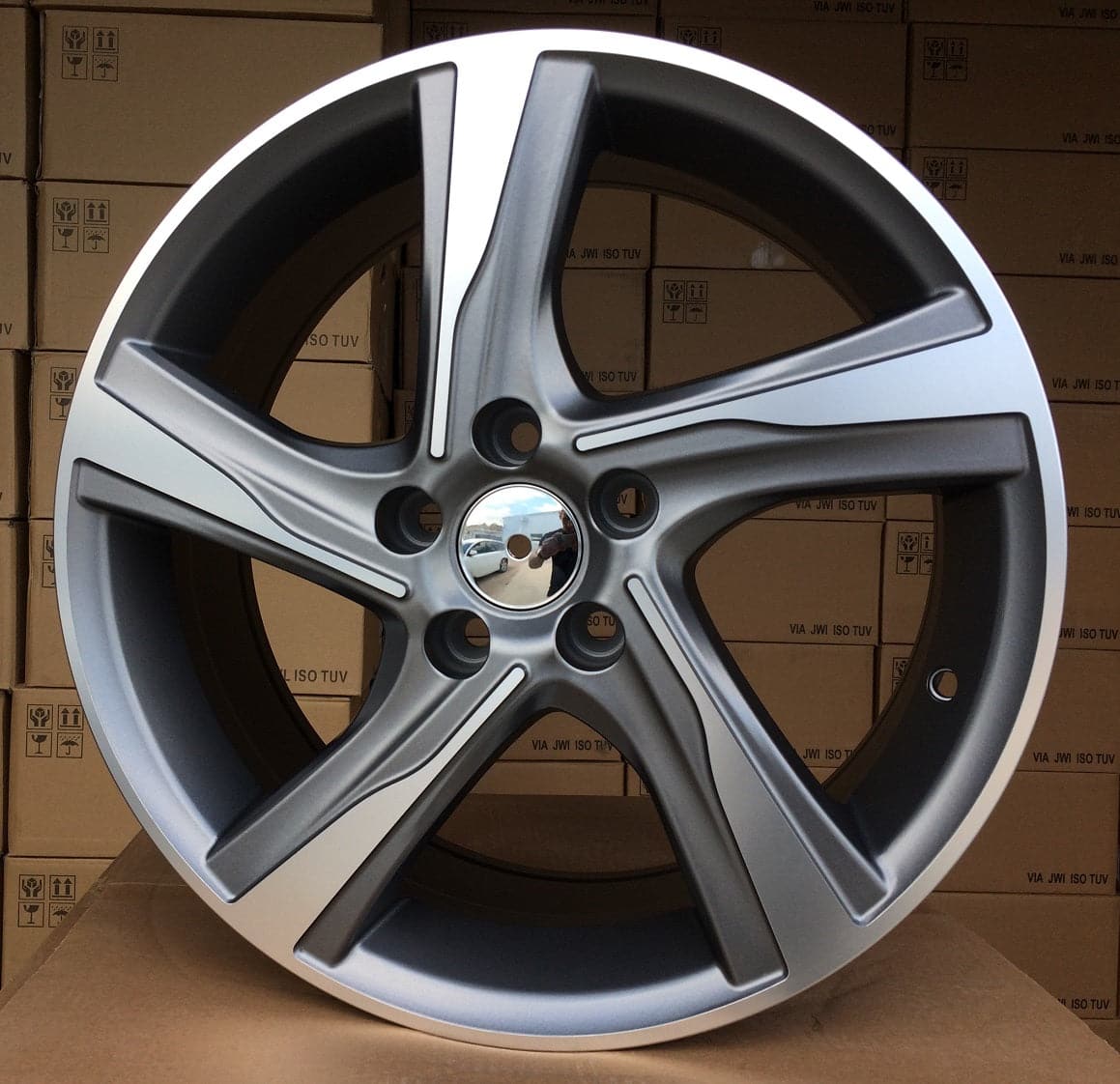Racing Line BY115 7,5x17 5x108 ET50 schwarz, Volvo