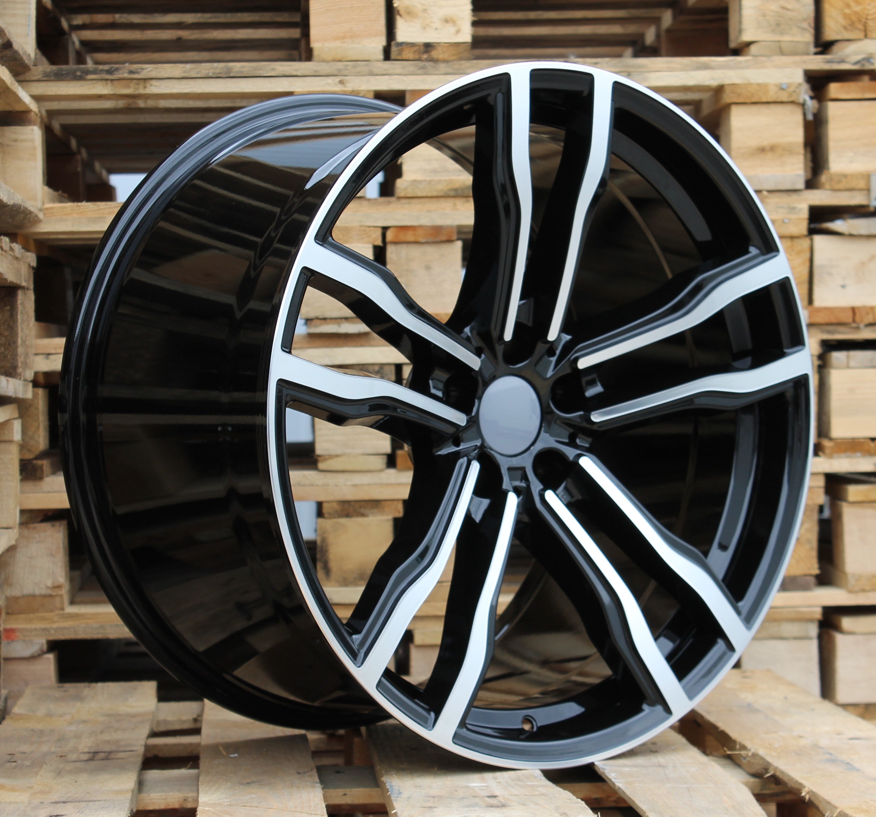 Racing Line BY588 10x20 5x120 ET40 schwarz, BMW