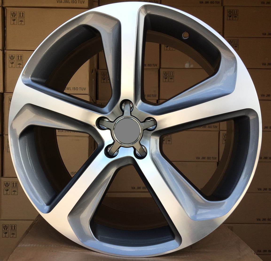 Racing Line BY960 8.5x20 5x112 ET33 šedá, Audi