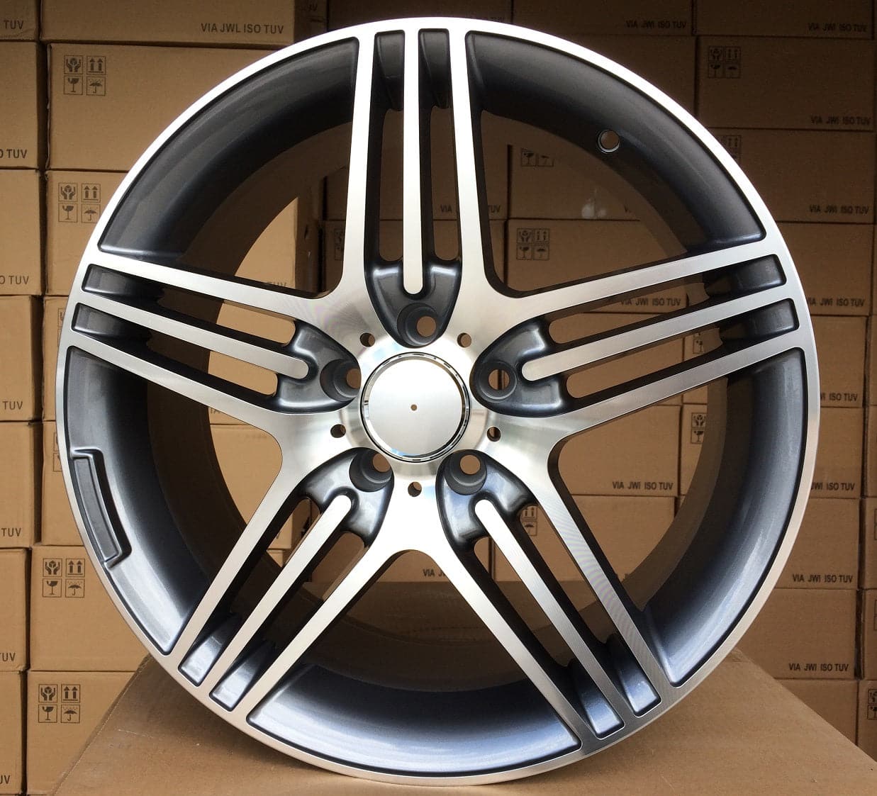 Racing Line DW202 8,5x18 5x112 ET43 schwarz, Mercedes