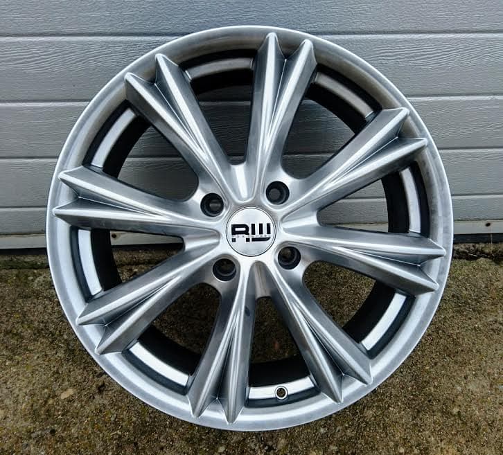 Racing Line DW850 7x17 4x114.3 ET20 schwarz, BMW