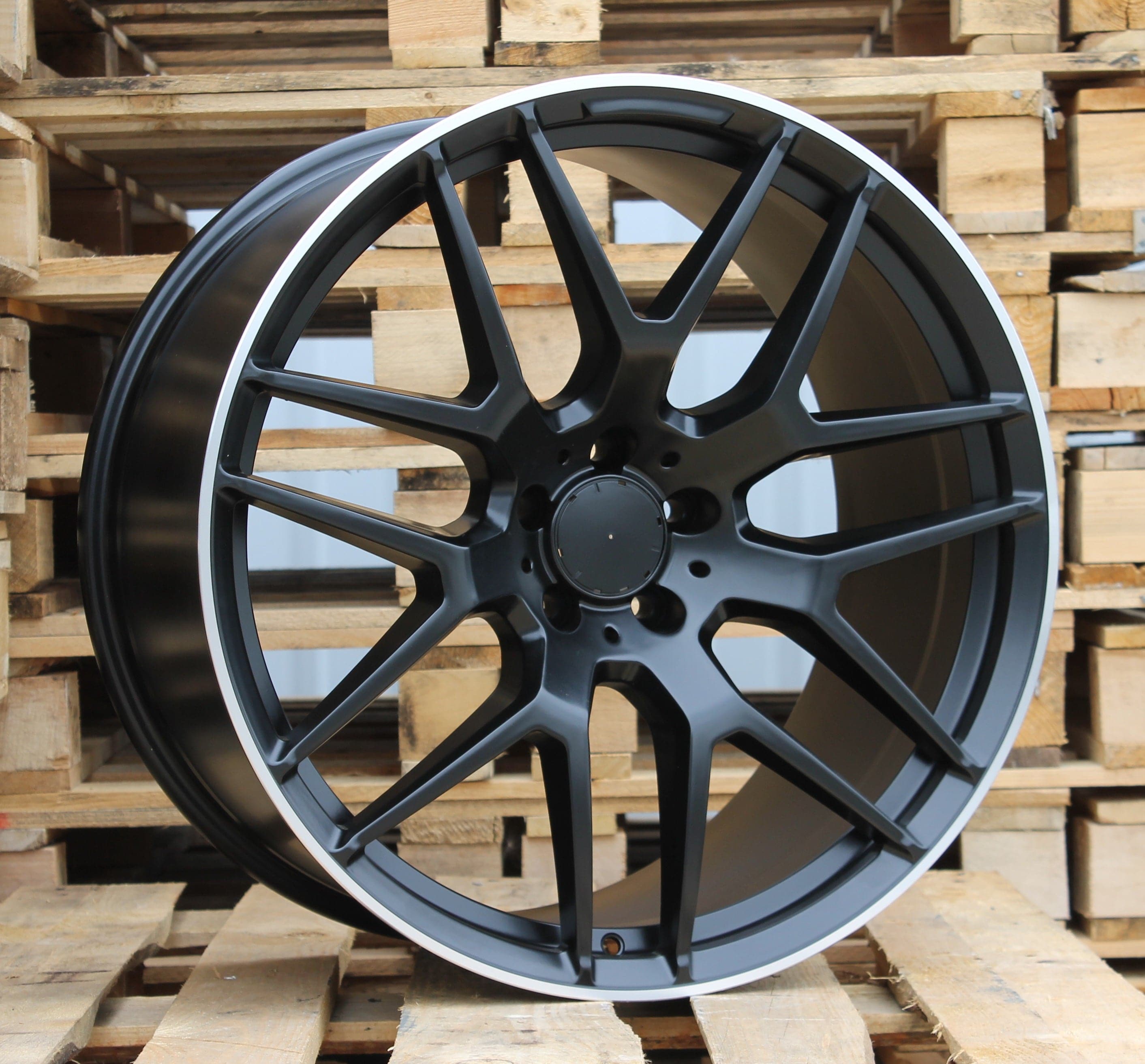 Racing Line FE115 10x21 5x130 ET35 černá, Mercedes