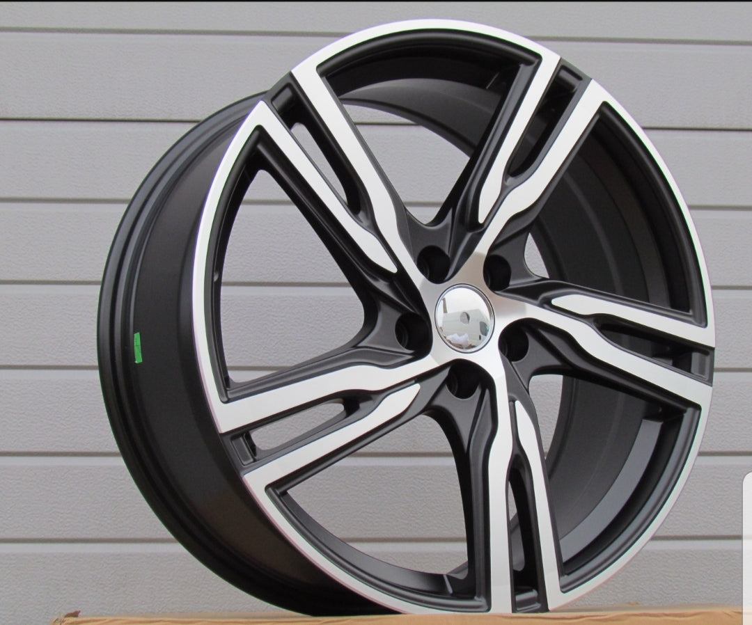 Racing Line FE161 9x21 5x108 ET39 černá, Volvo