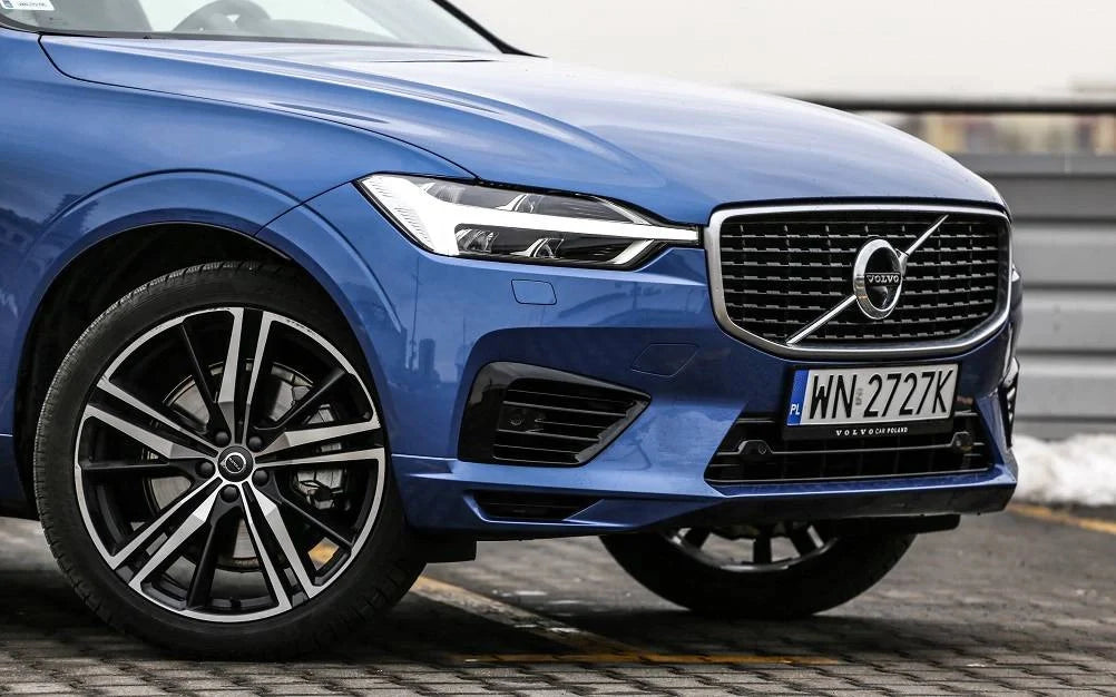 Alu kola pro Volvo FE182 8.5x20 5x108 ET45 63.4 Black Polished | Wheelsup.cz