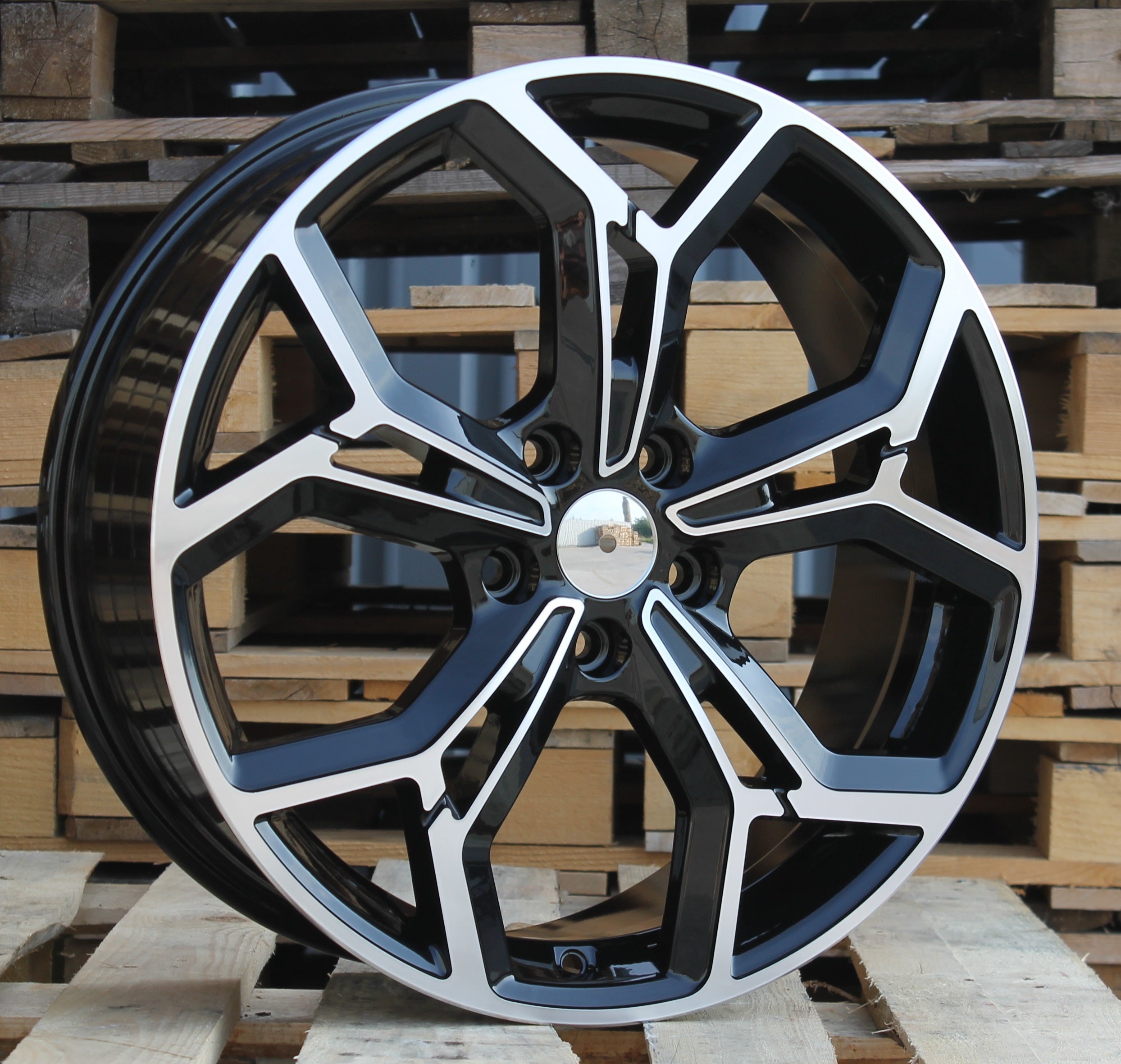 Racing Line FE190 7,5x19 5x114,3 ET50 schwarz, Kia