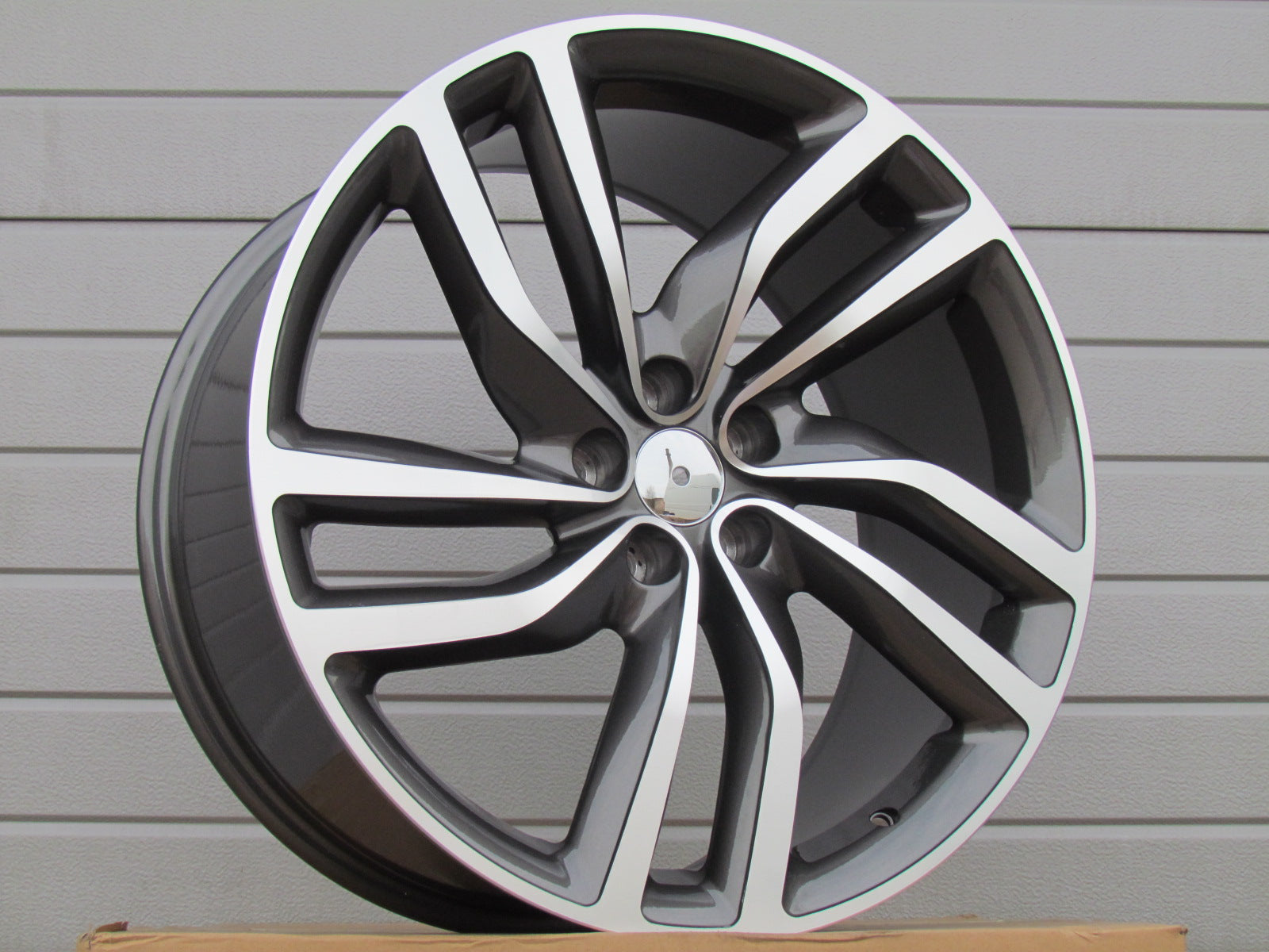 Racing Line HE721 8,5x20 5x108 ET40 schwarz, Jaguar
