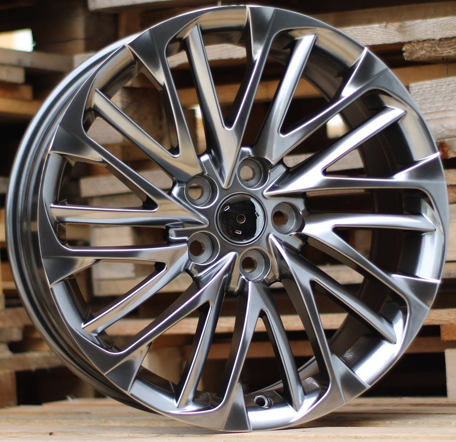 Racing Line I0269 8x18 5x114.3 ET35 schwarz, Lexus