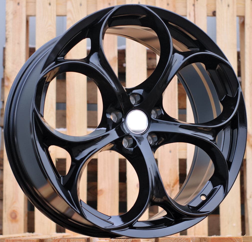 Racingline L1664 19x8 5x110 ET33 65.1 BL - Wheelsup.sk
