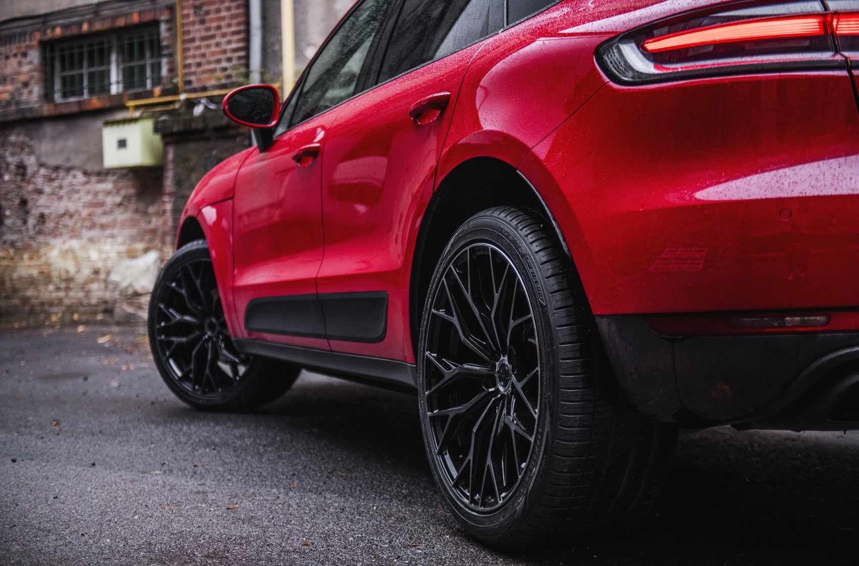 Porsche Macan Concaver CVR1 Double Tinted Black 979 13433.webp