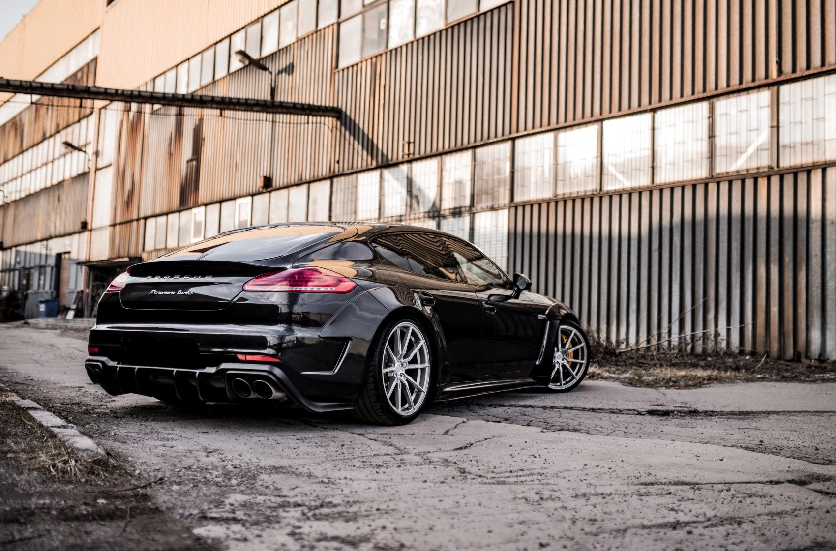 Porsche Panamera Concaver CVR4 Brushed Titanium 482 12157.webp