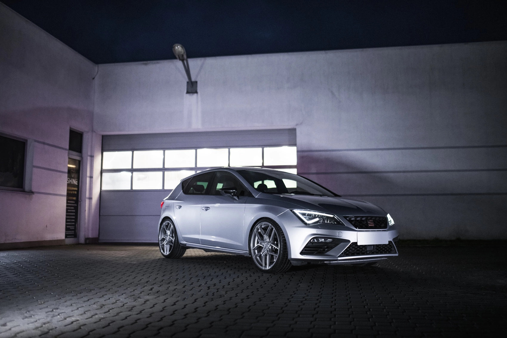 Seat Leon Cupra Concaver CVR5 Brushed Titanium 783 10276.webp