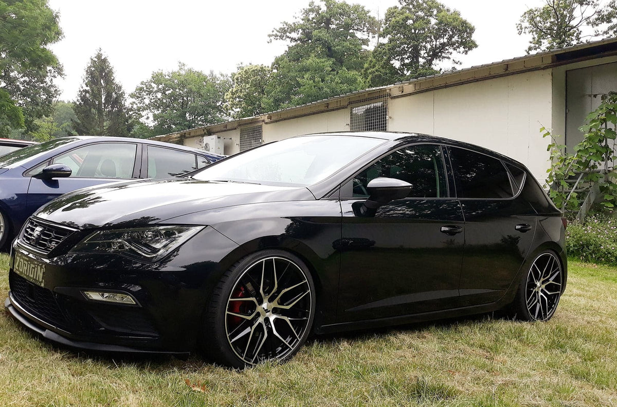 Alu kola Japan Racing JR28 17x8 ET40 5x112 Glossy Black WheelsUp