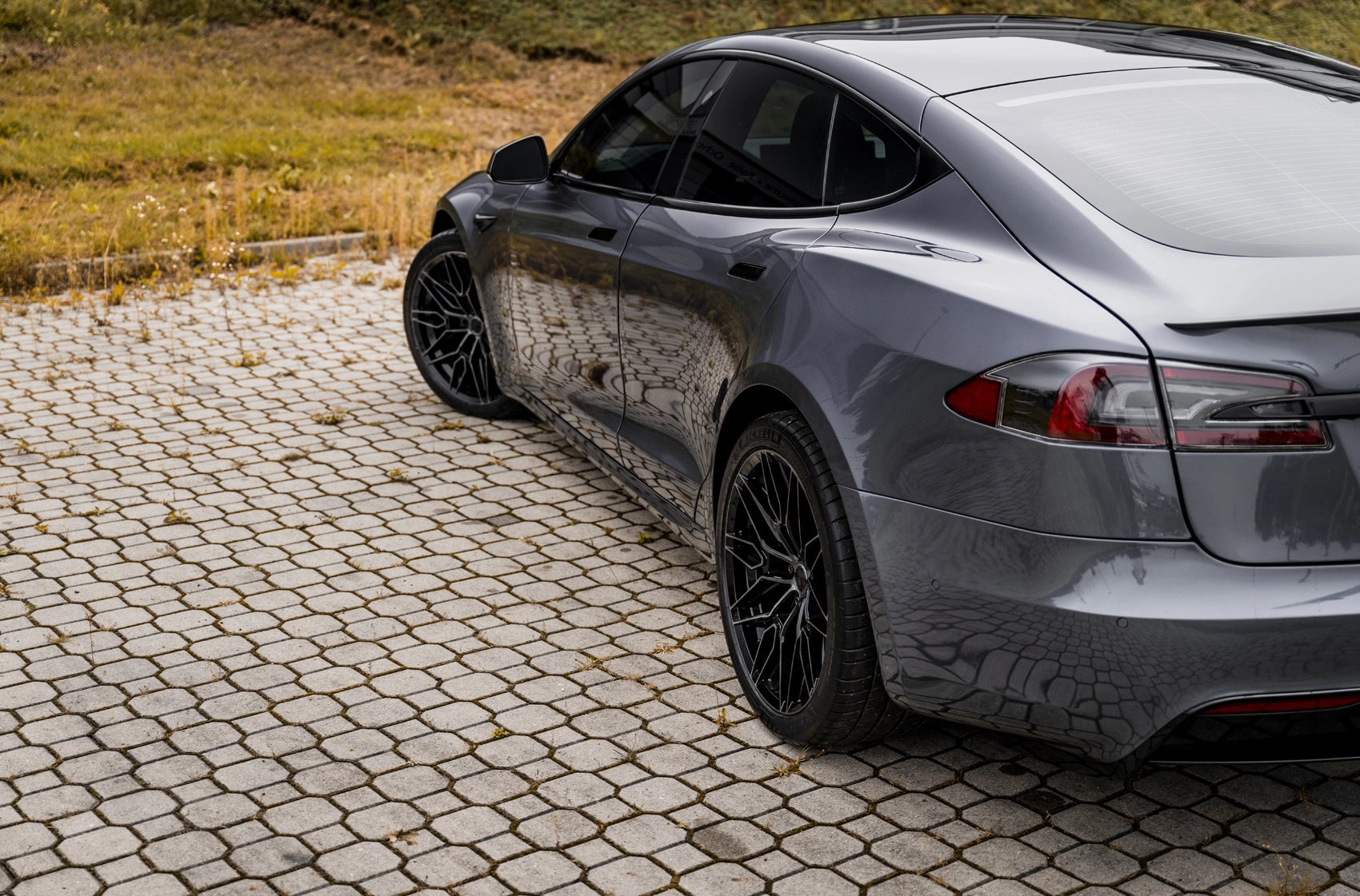 Tesla Model S Concaver CVR6 Double Tinted Black 1234 12925.webp