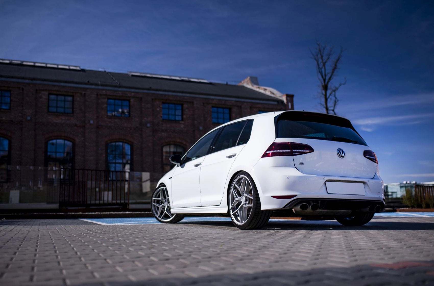 Volkswagen Golf R GTI Concaver CVR2 Brushed Titanium 160 12455.webp