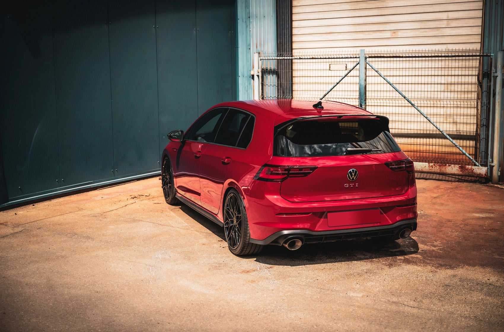 Volkswagen Golf R GTI Concaver CVR6 Platinum Black 1172 11682.webp