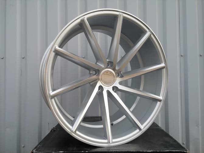 Racing Line XF099 9x19 5x120 ET35 stříbrná, BMW