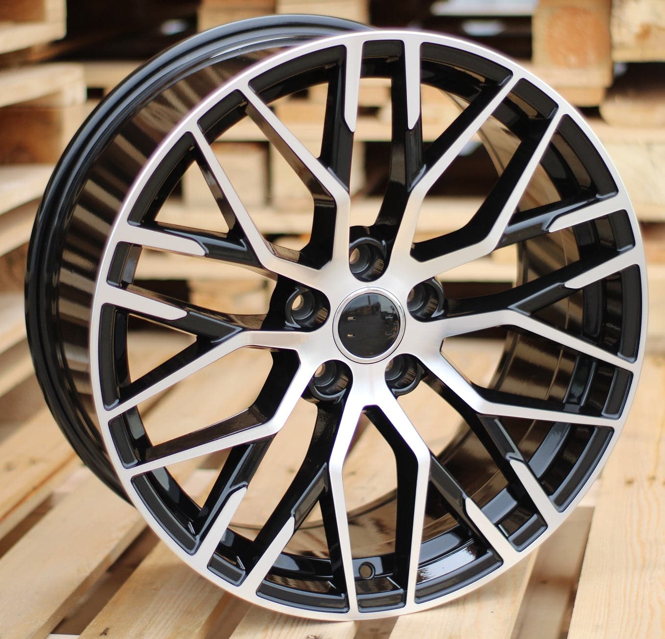 Racing Line XFE30 8,5x19 5x112 ET39 schwarz, Audi