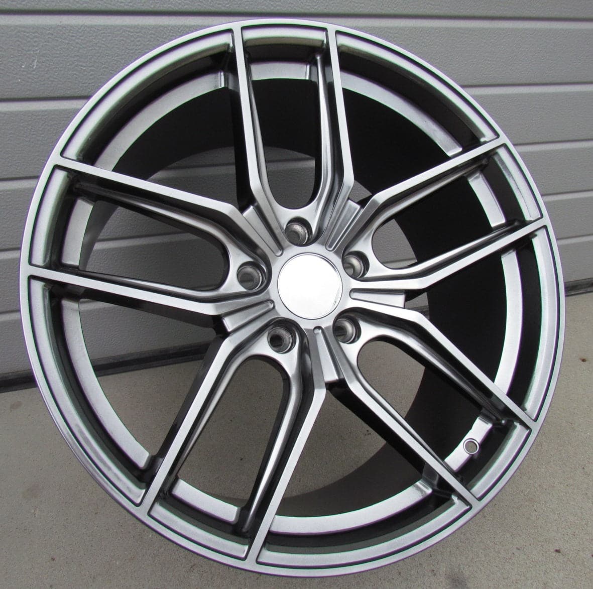 Racing Line XFE71 9,5x19 5x120 ET38 schwarz, BMW