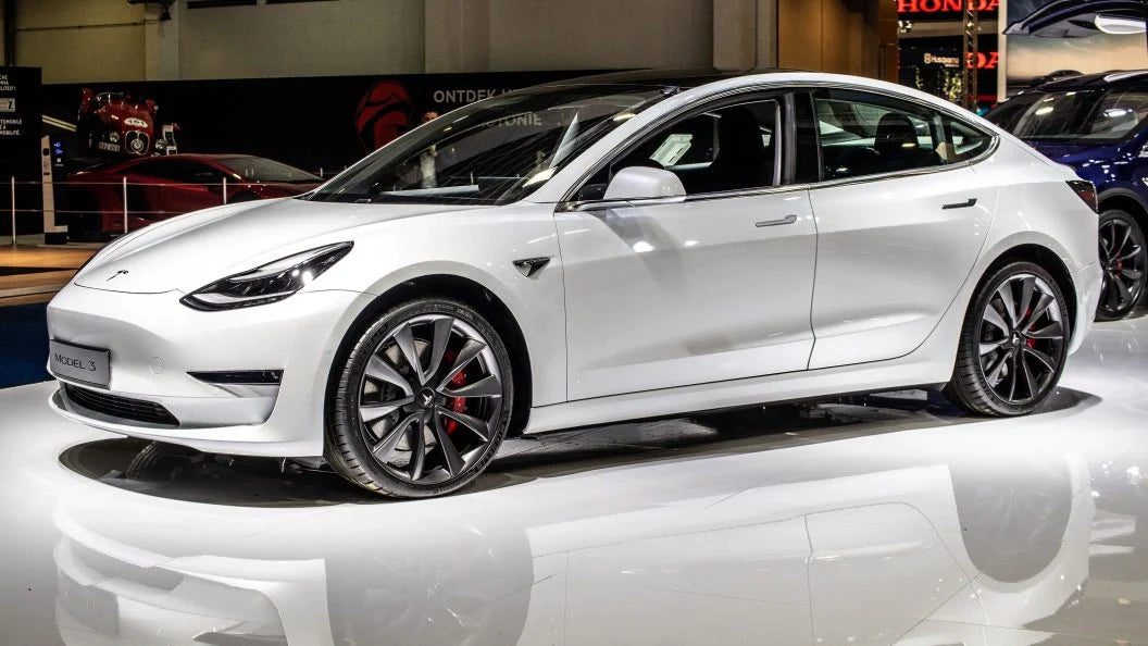 Alu kola TESLA model 3 B2046BLHM