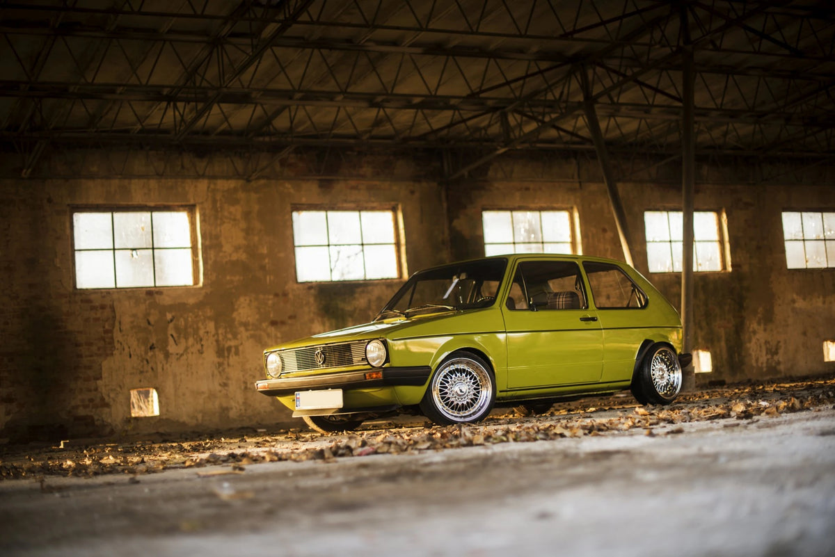 Volkswagen Golf R GTI