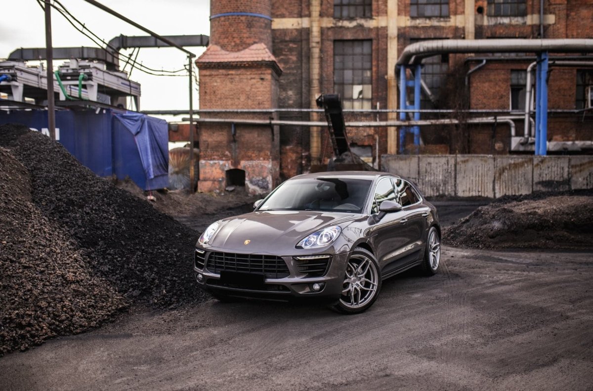 Concaver CVR3 19x8,5 ET35 5x112 Brushed Titanium - Wheelsup.sk