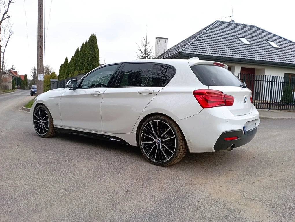 Alu kola pro BMW A5824 8x18 5x112 ET50 66.6 černá – na voze 1