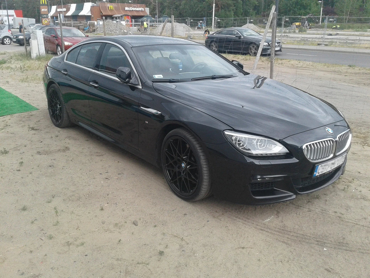 Alu kola pro BMW B5167 9.5x18 5x120 ET40 72.6 černá – na voze 1
