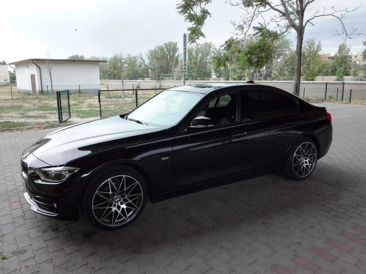 Alu kola pro BMW B5167 9.5x18 5x120 ET40 72.6 černá – na voze 2