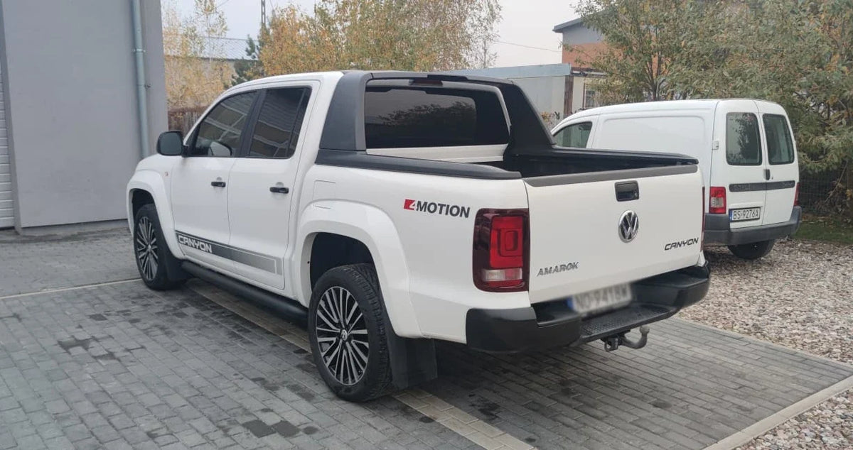 Alu kola pro Volkswagen B1515 8x18 5x120 ET50 65.1 černá – na voze 2