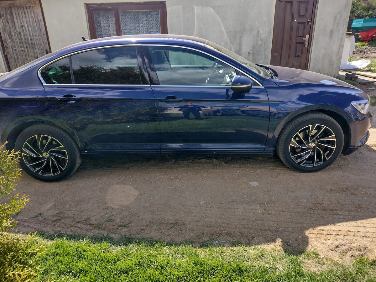 Alu kola pro Volkswagen B5772 8x19 5x112 ET45 57.1 černá – na voze 2
