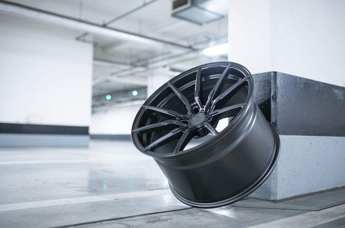 Alu kola Concaver CVR4 19x8,5 ET45 5x114,3 Carbon Graphite – detail 4